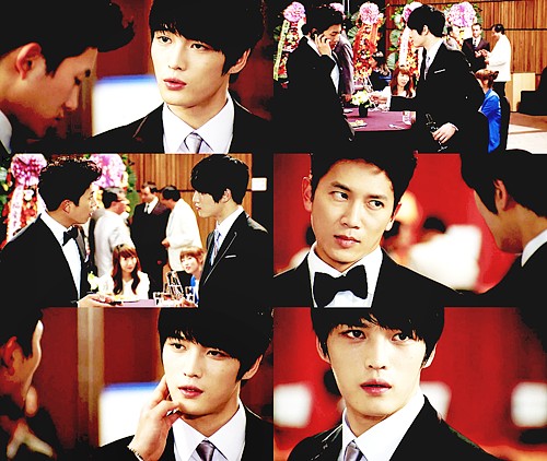 Protect the Boss Fotoğrafı