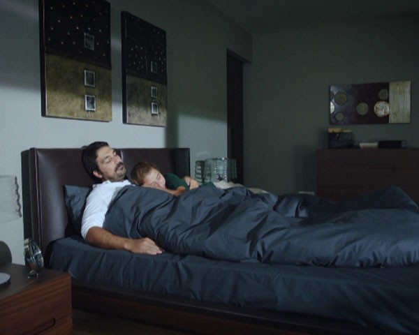 Bir Çocuk Sevdim Fotoğrafı