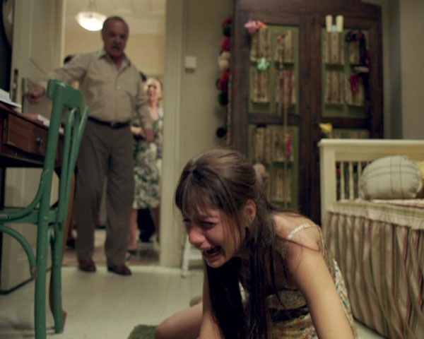 Bir Çocuk Sevdim Fotoğrafı