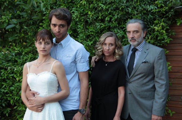 Bir Çocuk Sevdim Fotoğrafı