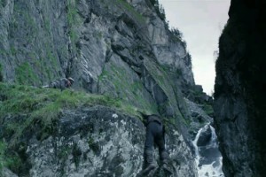 Bakire ile Kurtlar Fotoğrafı