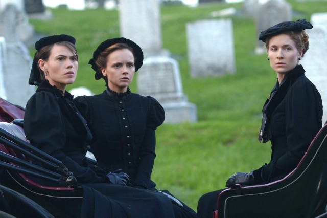 Lizzie Borden Took An Ax Fotoğrafı