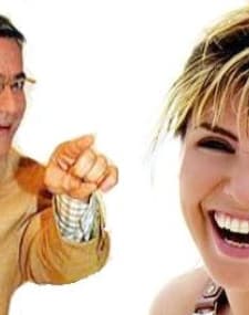 Aile Parodisi (2010) afişi