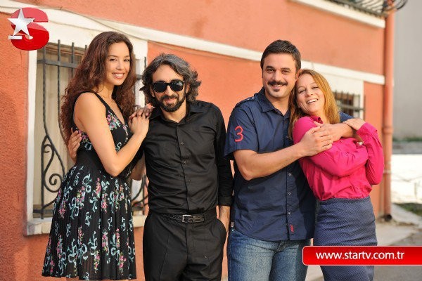 Geniş Aile Fotoğrafı