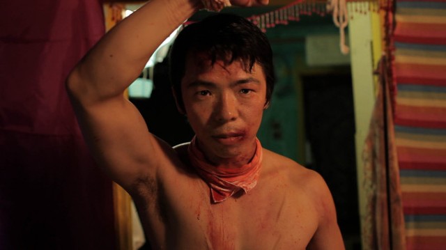 Invasion Of Alien Bikini fotoğrafı