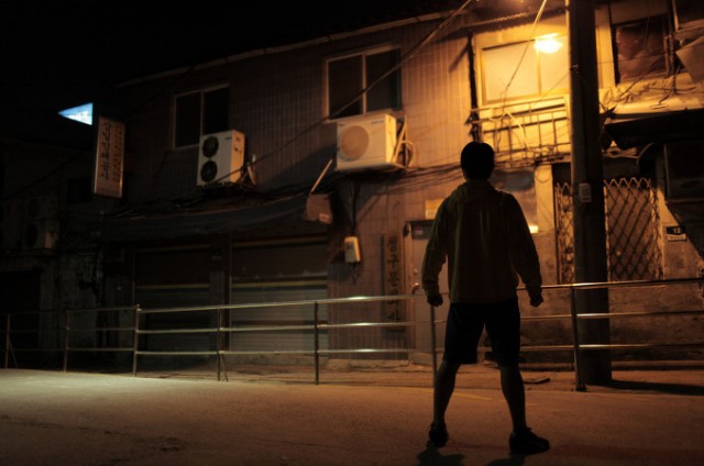 Invasion Of Alien Bikini fotoğrafı