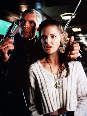 Kuşatma Altında 2 fotoğrafı