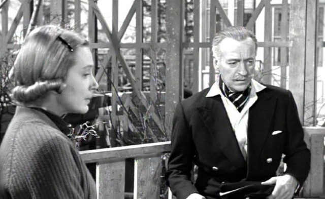 Separate Tables fotoğrafı