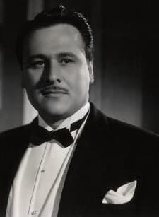 El Misterioso Señor Marquina (1943) afişi