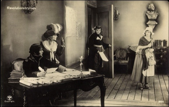 Revolutionsbryllup fotoğrafı