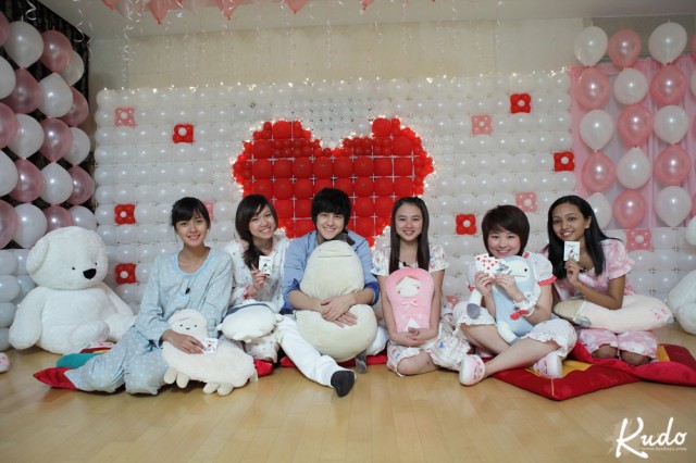 Kim Bum Ile Dünya Tarihi Fotoğrafı