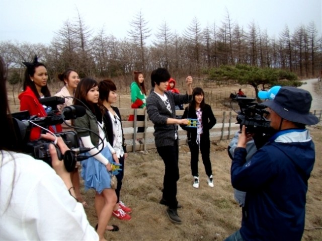 Kim Bum Ile Dünya Tarihi Fotoğrafı