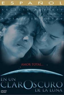 En Un Claroscuro De La Luna (1999) afişi