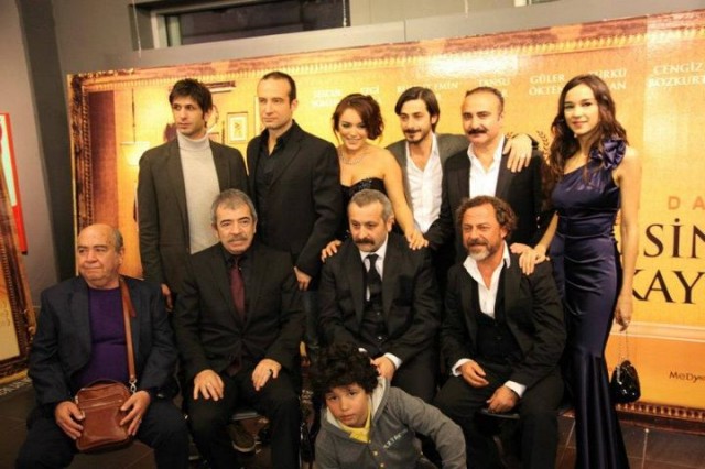 Celal Tan ve Ailesinin Aşırı Acıklı Hikayesi Fotoğrafı