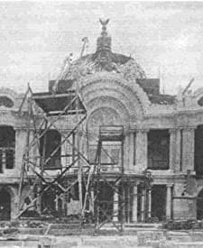 El Coloso De Mármol (1929) afişi