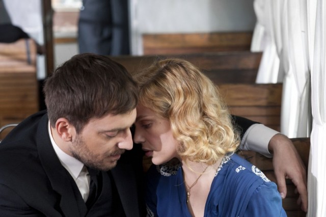 Kızların Büyük Yüreği Fotoğrafı