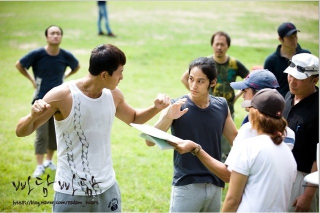 Padam Padam... The Sound of His and Her Heartbeats Fotoğrafı