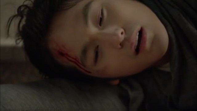 Padam Padam... The Sound of His and Her Heartbeats Fotoğrafı