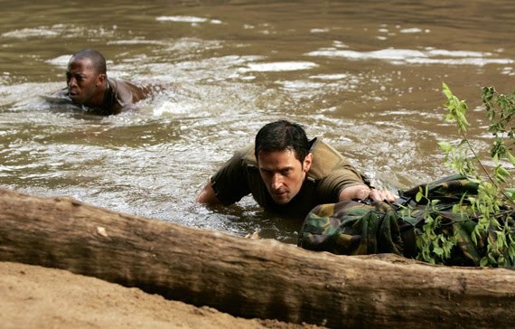 Strike Back Fotoğrafı