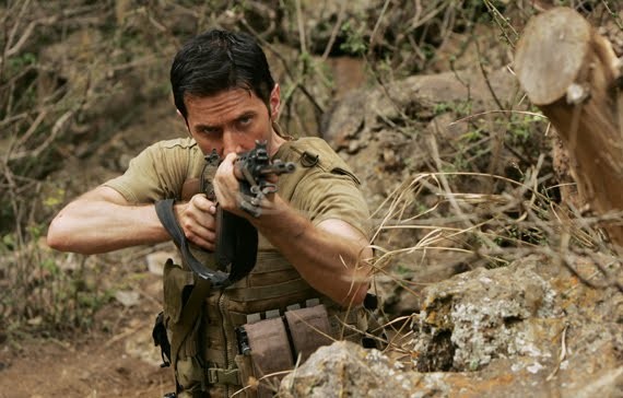 Strike Back Fotoğrafı
