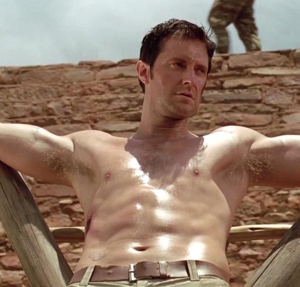 Strike Back Fotoğrafı