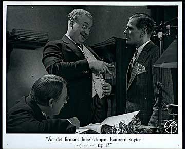 Kärlek Och Kassabrist fotoğrafı