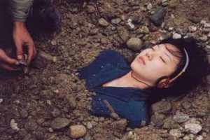 Fedakar Kız Fotoğrafı