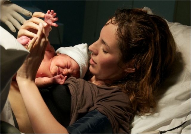 Aramızda Bebek Var Fotoğrafı