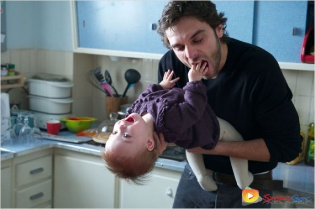 Aramızda Bebek Var Fotoğrafı