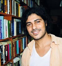 Çöpte Dostoyevski Buldum Fotoğrafı