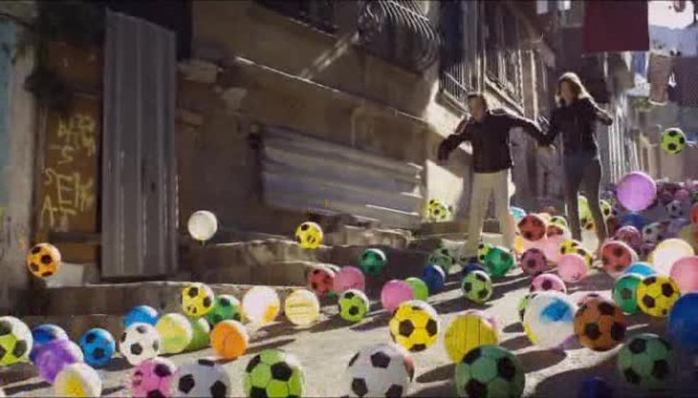 Sen Kimsin? Fotoğrafı