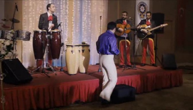 Sen Kimsin? Fotoğrafı