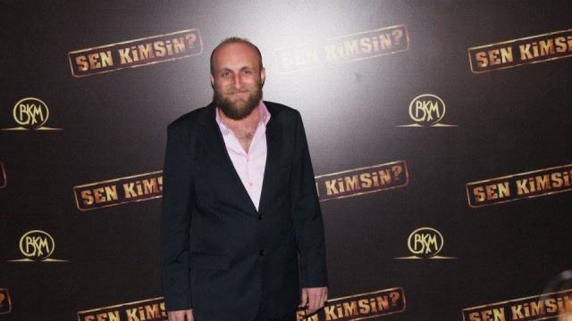 Sen Kimsin? Fotoğrafı