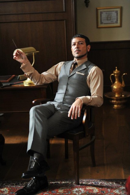 Sen Kimsin? Fotoğrafı