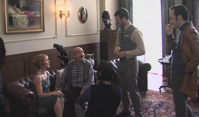 Sen Kimsin? Fotoğrafı