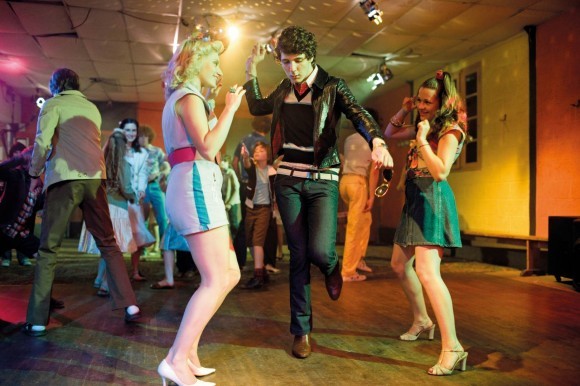 Gökten Bir Uydu Düştü Fotoğrafı