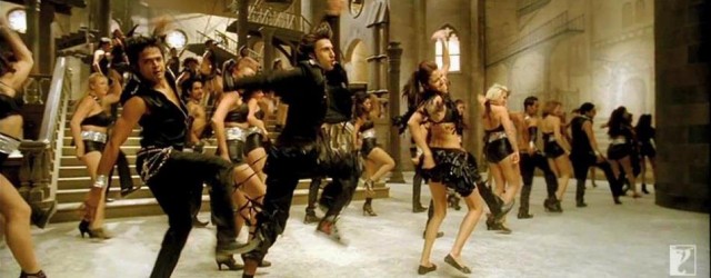 Ladies vs Ricky Bahl Fotoğrafı