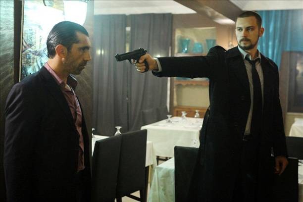 Uçurum Sezon 1 Fotoğrafı