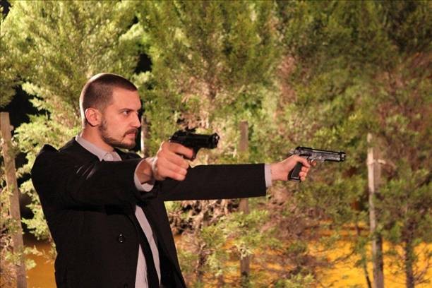 Uçurum Sezon 1 Fotoğrafı