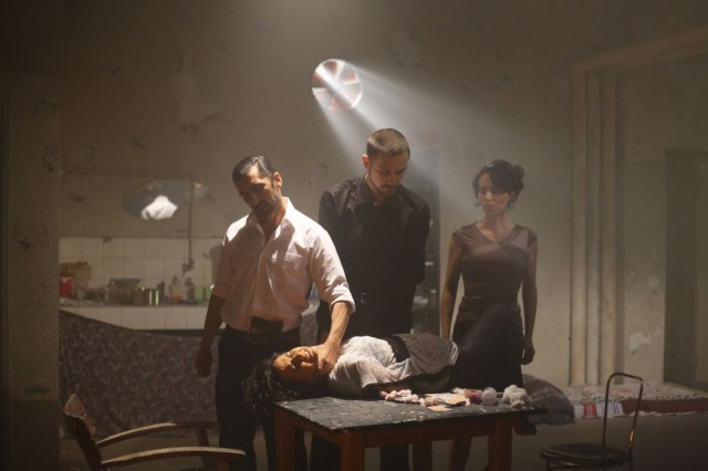 Uçurum Sezon 1 Fotoğrafı