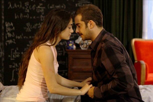 Uçurum Sezon 1 Fotoğrafı