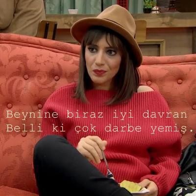 Yalan Dünya Fotoğrafı