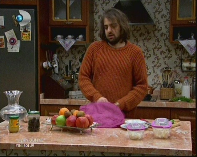 Yalan Dünya Fotoğrafı