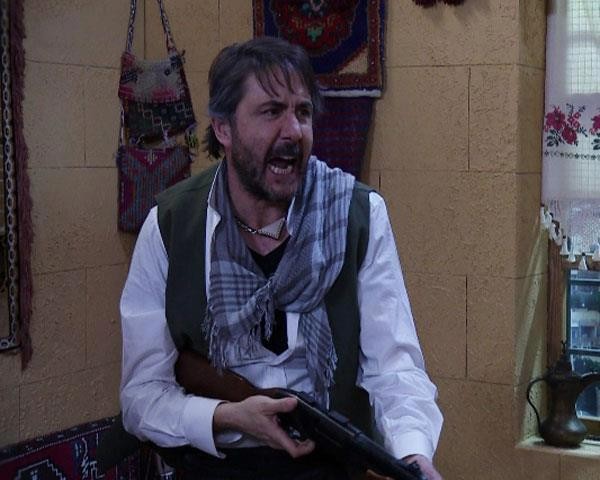 Yalan Dünya Fotoğrafı