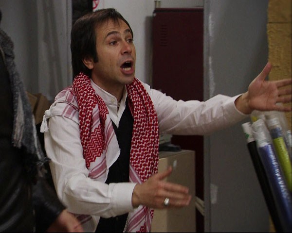 Yalan Dünya Fotoğrafı