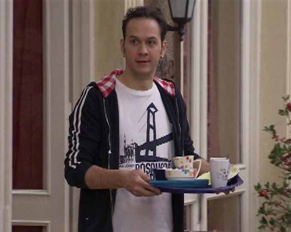 Yalan Dünya Fotoğrafı