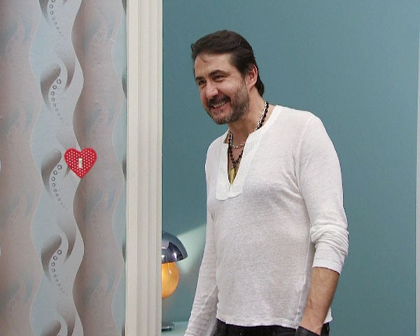 Yalan Dünya Fotoğrafı