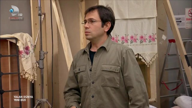 Yalan Dünya Fotoğrafı