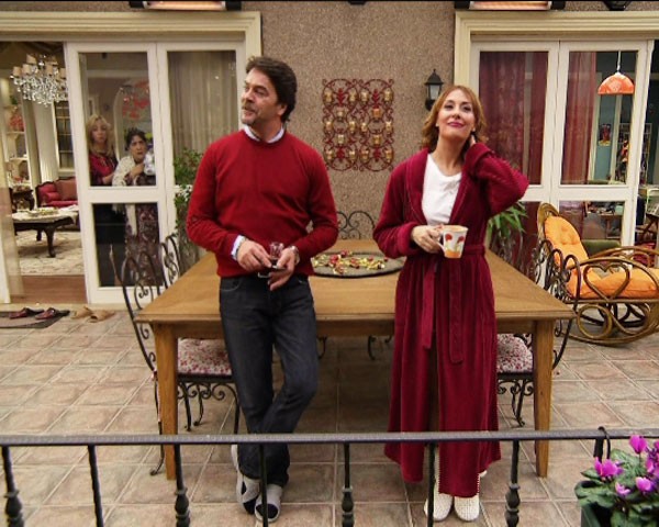 Yalan Dünya Fotoğrafı