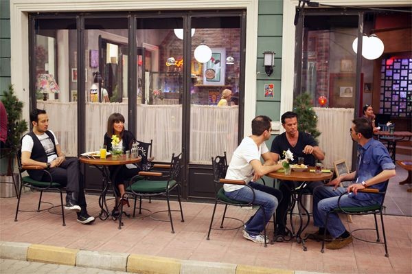 Yalan Dünya Fotoğrafı